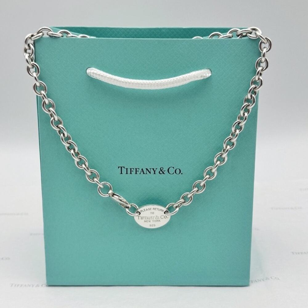 Tiffany & Co Return to Tiffany Oval Tag Choker Necklace Sterling Silver Gift Box